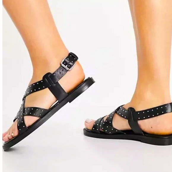 Topshop Paige Strappy Studded Leather Sandals - Picture 11 of 13